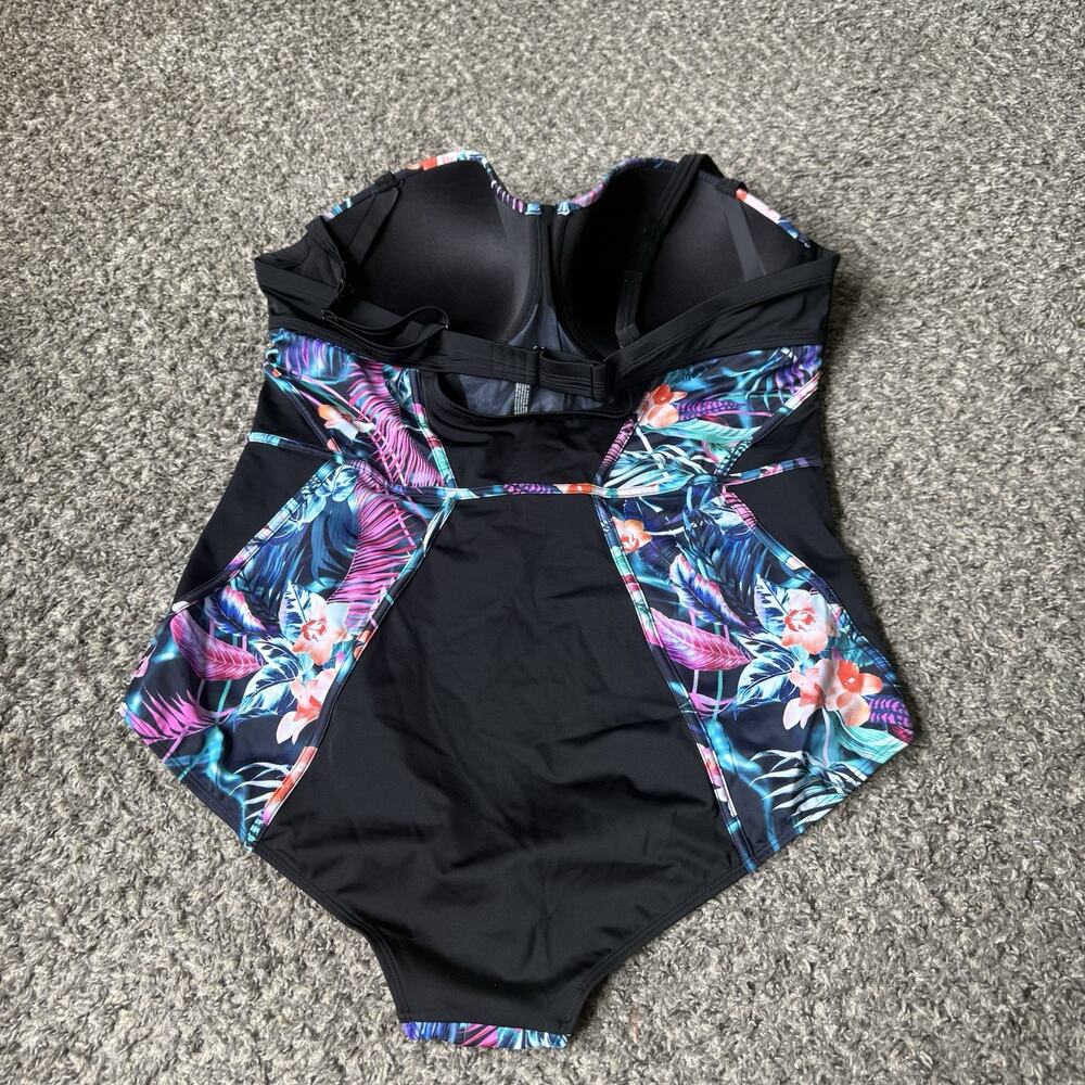 Torrid Slim Fix Underwire Piping One Piece Floral Swimsuit Black 3 DD/F NEW READ - Picture 4 of 6